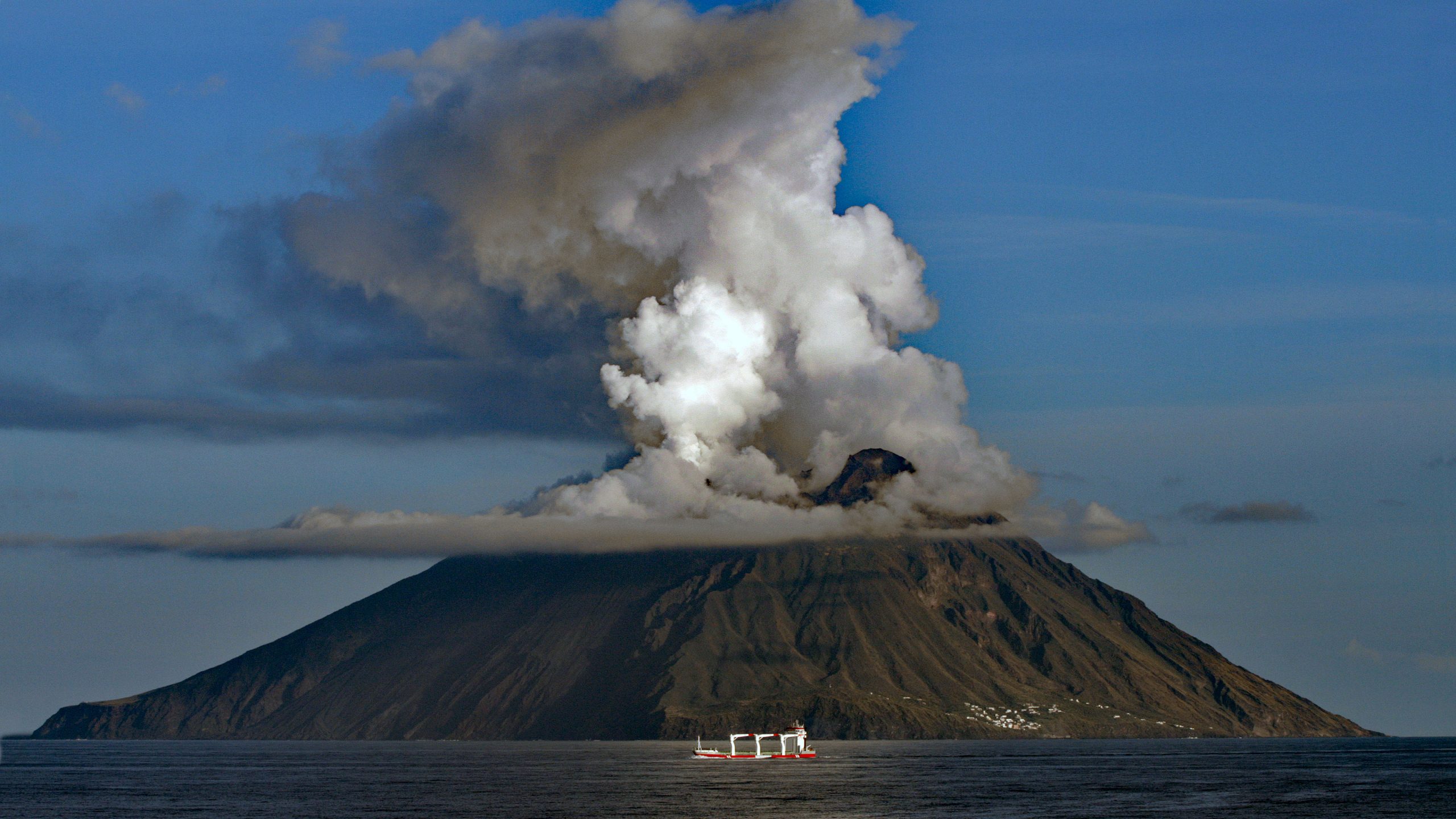 Chapitre 1 : Éruptions volcaniques et séismes